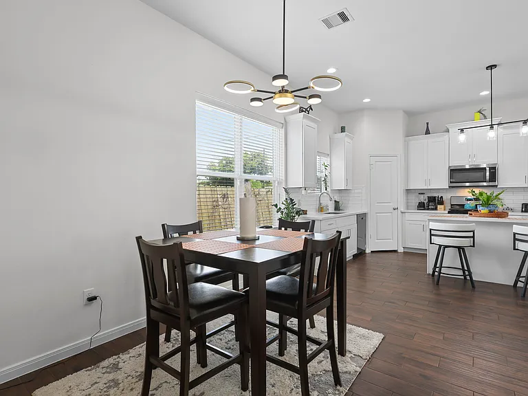 3437 Shelby Cir — Photo 8