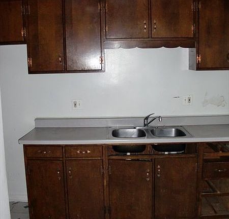 Ceiling Fans in most Rooms