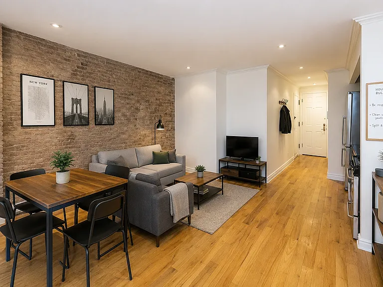 320 W 14th St #3 — Photo 1