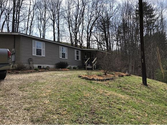 1st image of 2040 Sprucey Ln