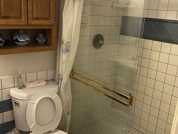 5th image of 1303 Lombard St
