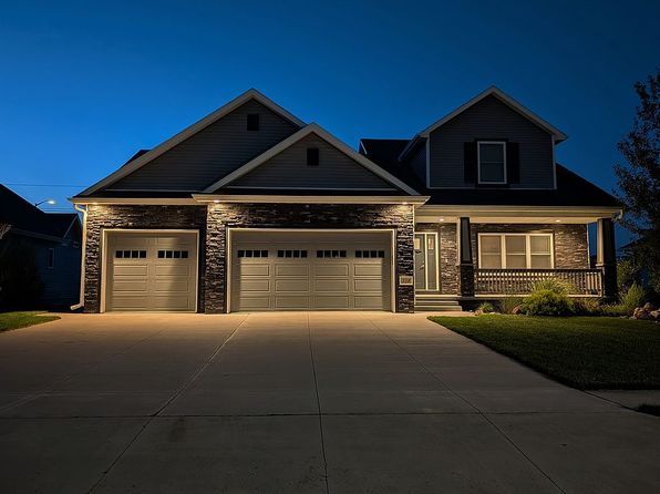 228 Knotty Pine Ln
