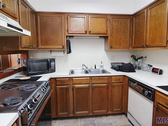 5th image of 5323 Blair Ln APT V101