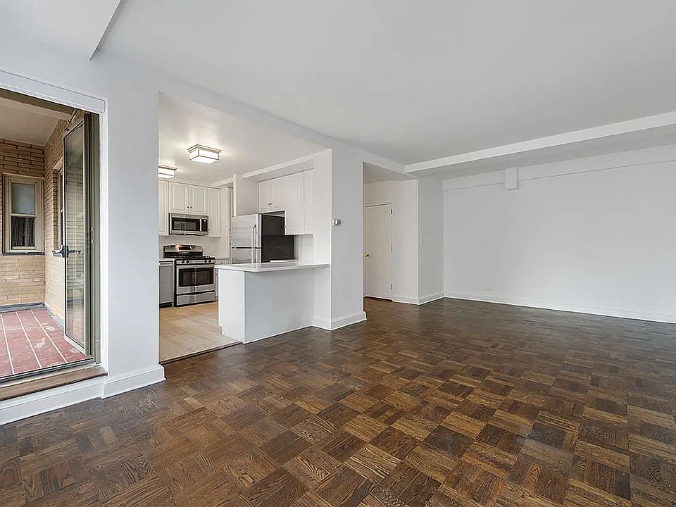 1st image of 300 E 57th St APT 18A