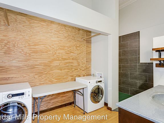 4th image of 1220 E Kellogg Dr APT 103