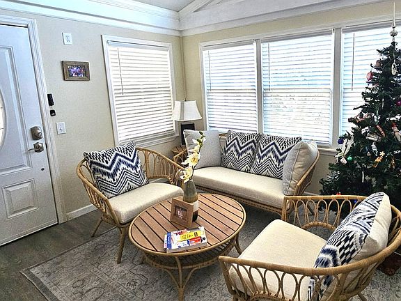 5th image of 2970 Peavine Trl #1076