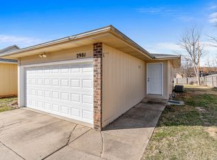 2981 W Village Ln, Springfield, MO 65807