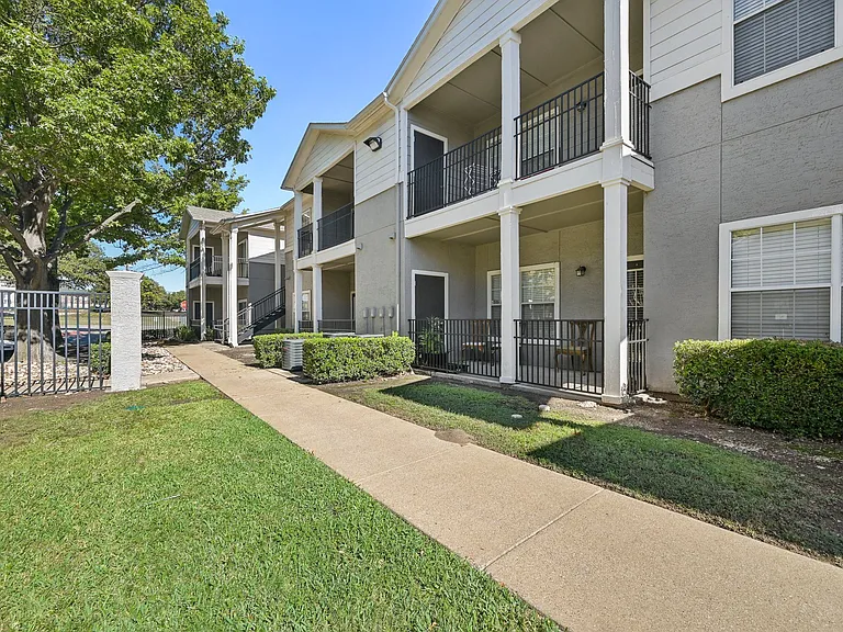 The Enclave at Stonebrook — Photo 39