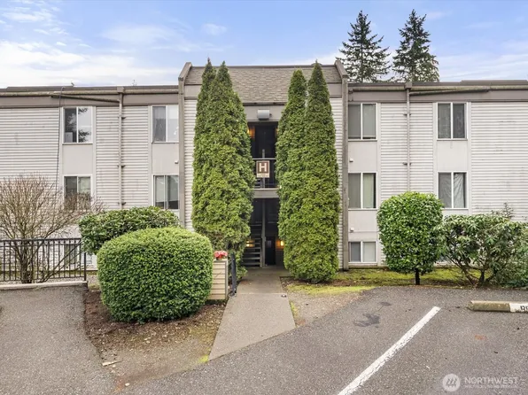 14605 34th Street NE #h19, Bellevue, WA 98007