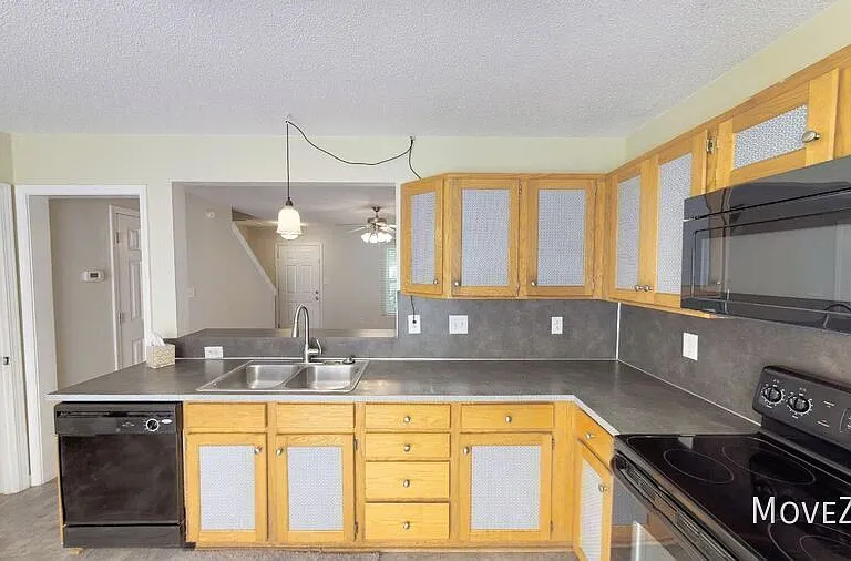 8926 Comstock Ct — Photo 14