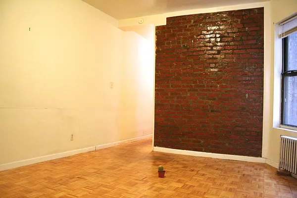 Rented by Bohemia Realty Group | media 13