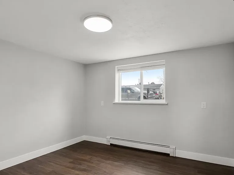 767 Rees Ct #B — Photo 6