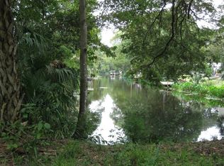 Theresa Ave, Weeki wachee, FL 34607