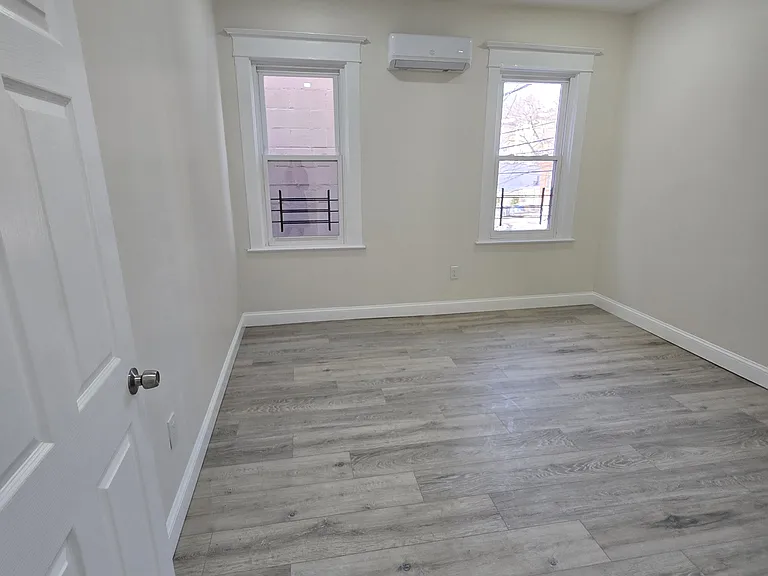 612 Richmond Rd #2 — Photo 9