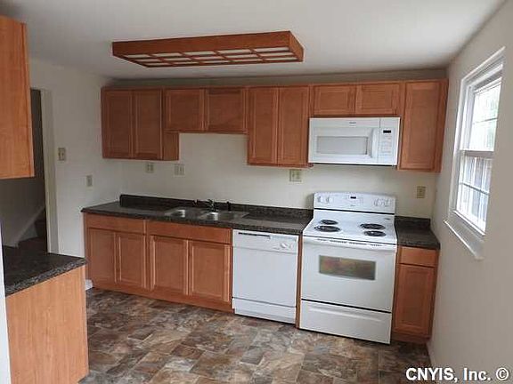 2nd image of 7353 Tomwood Dr