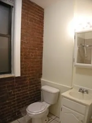 Rented by Vickers Realty | media 6