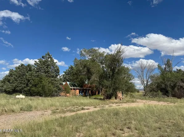 1327 E Granite Creek Ln, Chino Valley, AZ 86323