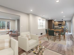 1114 Pine Ridge Dr, River Falls, WI 54022