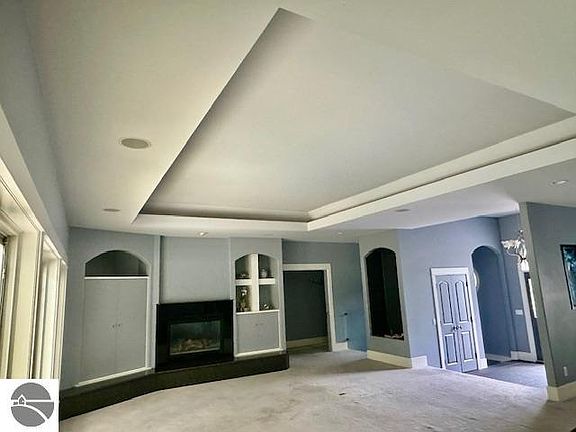 4th image of 3472 Country Club Dr