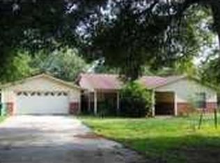 440 South St, De Leon Springs, FL 32130