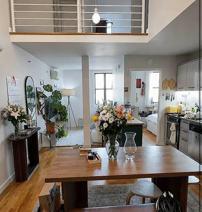 100 Dupont St #3R