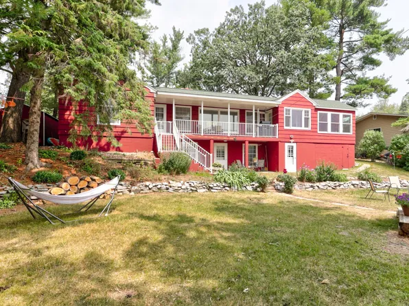 213 4th St, Mora, MN 55051