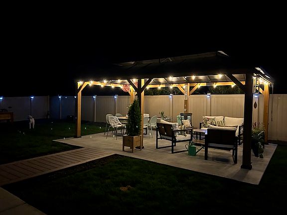 Covered patio/Gazebo