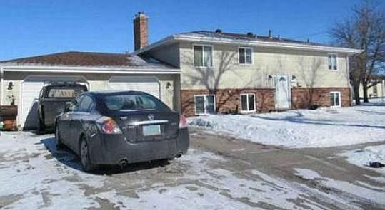 1st image of 520 7th Ave E