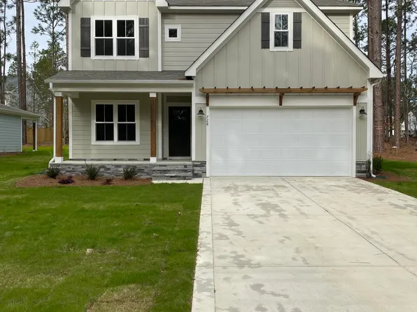 728 Elderberry Drive, Vass, NC 28394