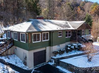 1115 Bee Tree Rd, Swannanoa, NC 28778