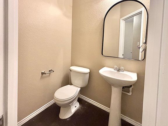 5th image of 10814 Mathom Lndg APT 4