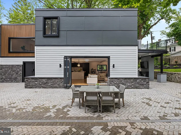 354 Winding Way — Photo 22