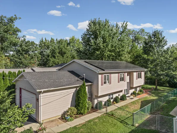 35861 N Benjamin Ave, Ingleside, IL 60041