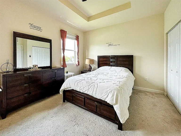 2819 SE 1st Dr #5 — Photo 6