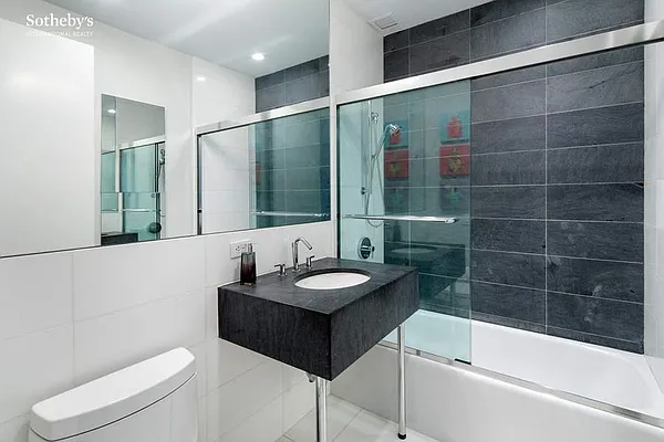 Sold by Sotheby's International Realty | media 9