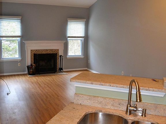 4th image of 4409 Sedgehurst Dr APT 202