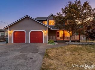2516 Harts Lake Rd S, Roy, WA 98580