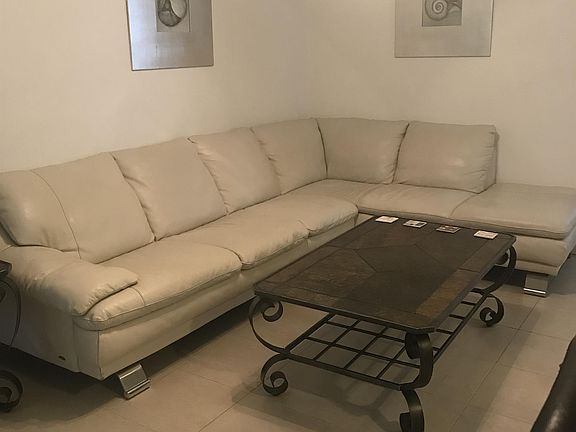 model unit- living room