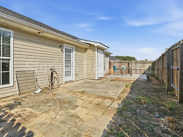 469 Strutter Trl — Photo 19