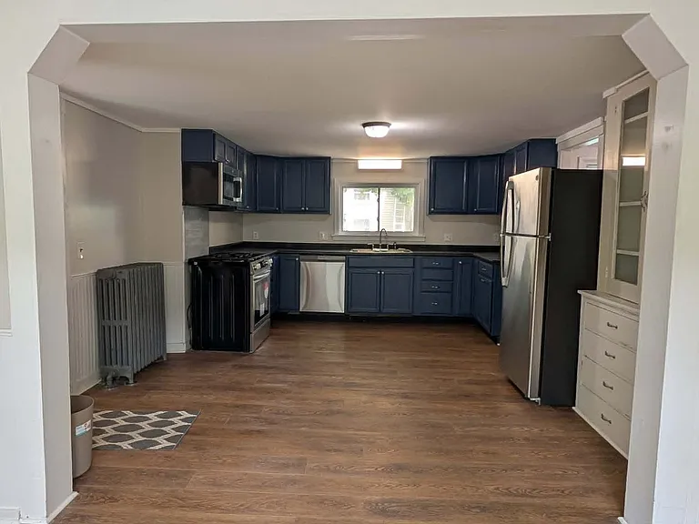 258 Essex St — Photo 1