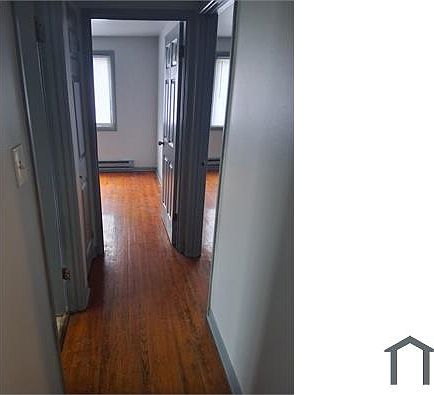 5th image of 708 W 111th St #2N