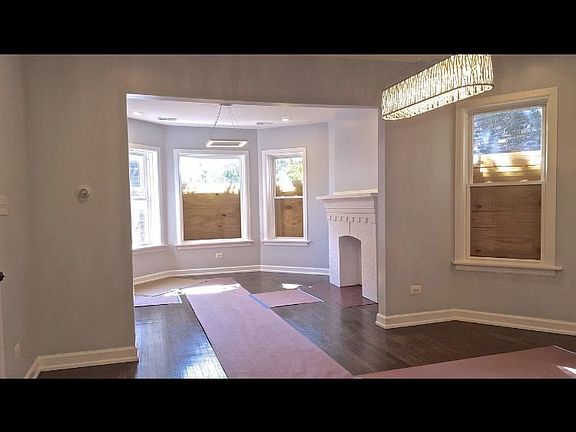 2nd image of 220 N Leclaire Ave #2