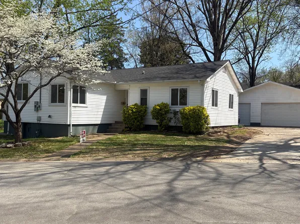 330 E Fairview Rd, Oak Ridge, TN 37830