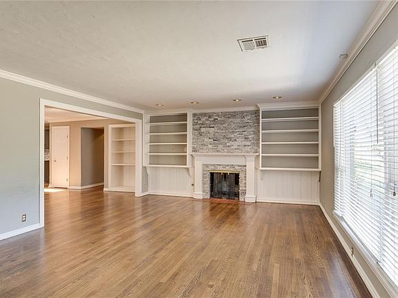 5th image of 1804 Guilford Ln