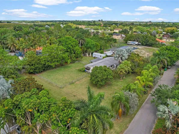 23050 SW 179th Pl, Miami, FL 33170