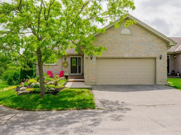 301 Carnegie Ave #35, Peterborough, ON K9L 0B3