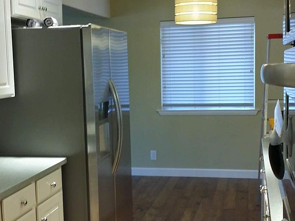4th image of 124 Mill Creek Dr