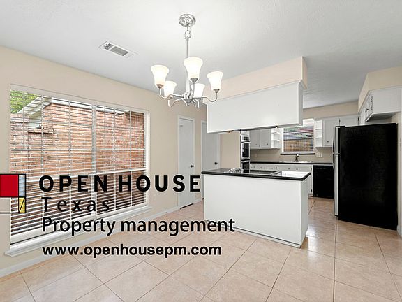 3rd image of 10327 Greencreek Dr