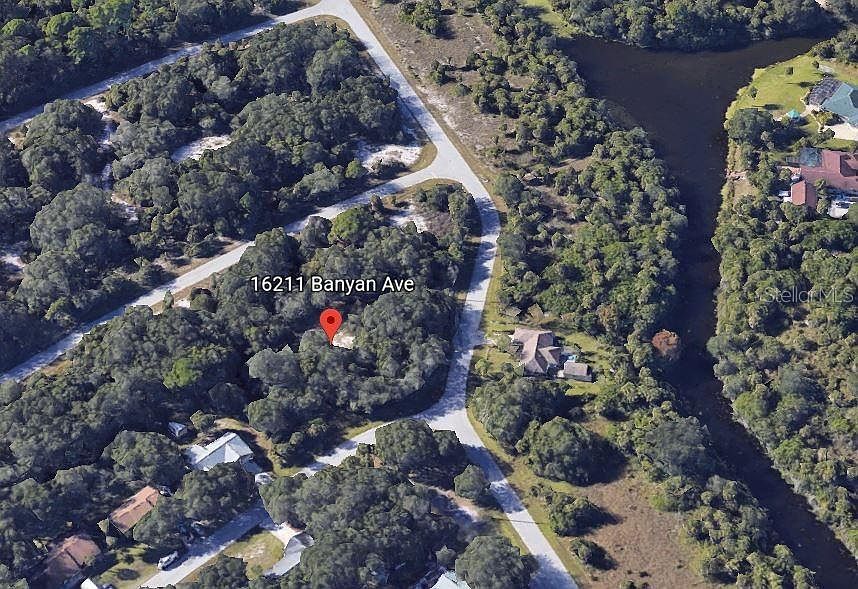 2nd image of 16211 Banyan Ave