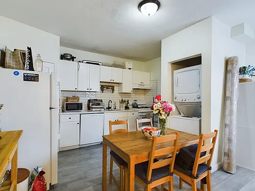 64 Trafford St #5 Photo 1